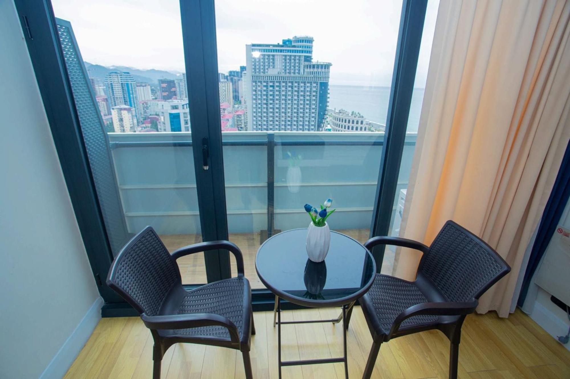 Orbi Aparthotel In Batum Dış mekan fotoğraf